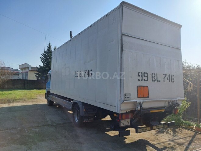 Mercedes Atego 1223 2001, 275,000 km - 6.4 л - Astara