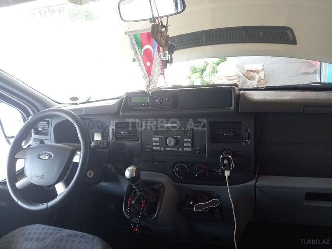 Ford Transit 2009, 233,000 km - 2.4 л - Bakı