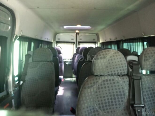 Ford Transit 2009, 233,000 km - 2.4 л - Bakı