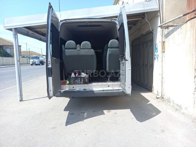 Ford Transit 2009, 233,000 km - 2.4 л - Bakı
