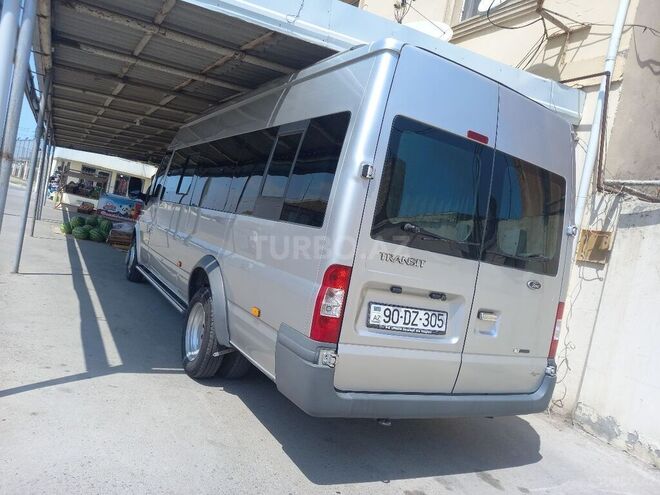 Ford Transit 2009, 233,000 km - 2.4 л - Bakı