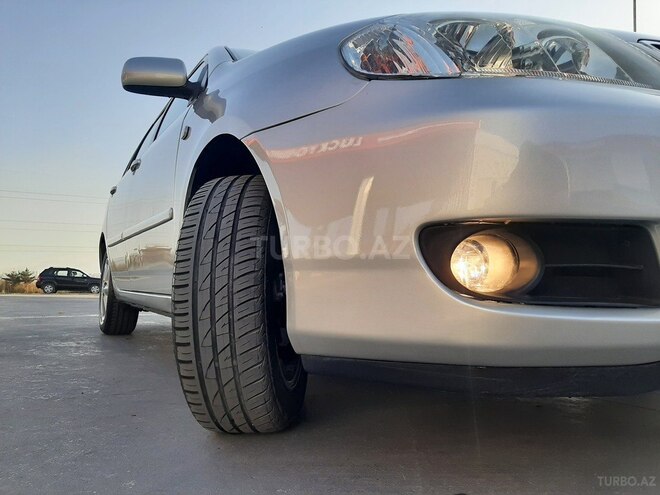 Toyota Corolla 2006, 178,000 km - 1.4 l - Bakı