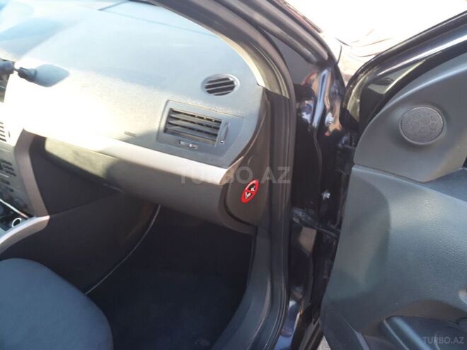 Opel Astra 2007, 179,773 km - 1.4 l - Gəncə