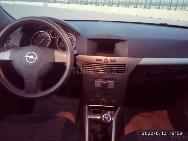 Opel Astra 2004, 123,000 km - 1.4 l - Bakı