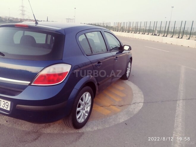 Opel Astra 2004, 123,000 km - 1.4 l - Bakı
