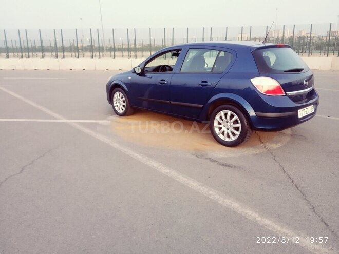 Opel Astra 2004, 123,000 km - 1.4 l - Bakı