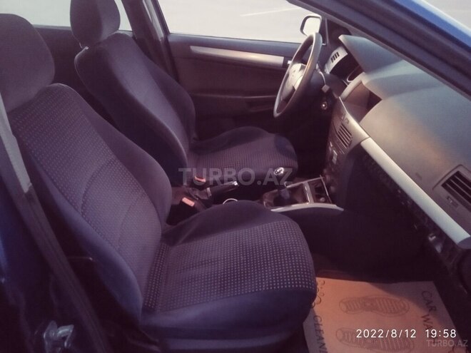 Opel Astra 2004, 123,000 km - 1.4 l - Bakı
