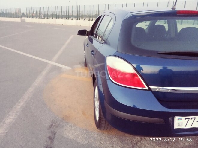 Opel Astra 2004, 123,000 km - 1.4 l - Bakı