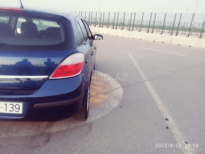 Opel Astra 2004, 123,000 km - 1.4 l - Bakı