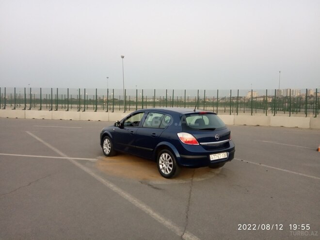 Opel Astra 2004, 123,000 km - 1.4 l - Bakı