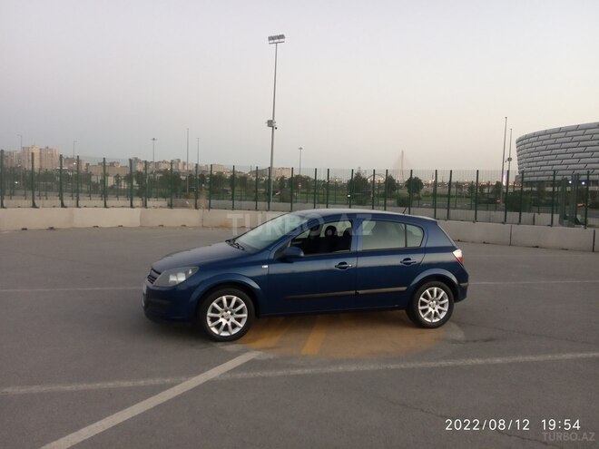 Opel Astra 2004, 123,000 km - 1.4 l - Bakı