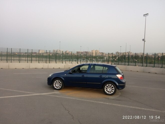Opel Astra 2004, 123,000 km - 1.4 l - Bakı