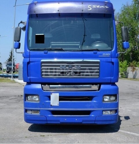 MAN  2004, 389,000 km - 4.2 l - Bakı