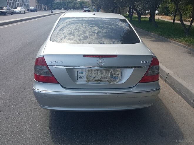Mercedes E 220 2006, 224,000 km - 2.2 l - Bakı