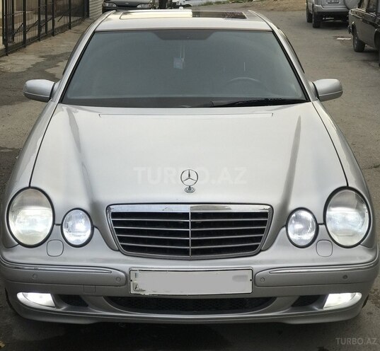 Mercedes E 320 2001, 293,533 km - 3.2 л - Bakı