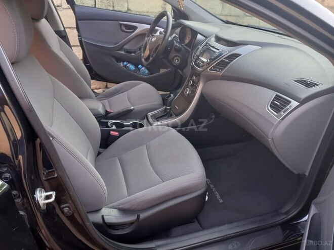 Hyundai Elantra 2016, 101,389 km - 1.8 l - Bakı