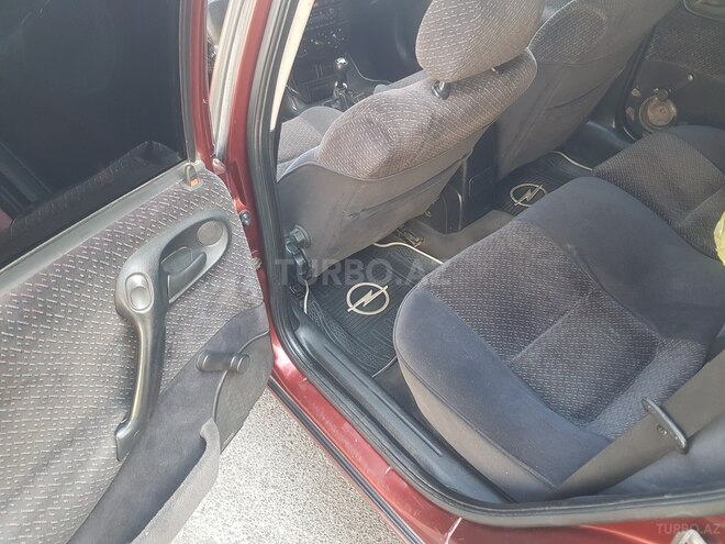 Opel Vectra 1998, 228,000 km - 1.8 л - Bakı