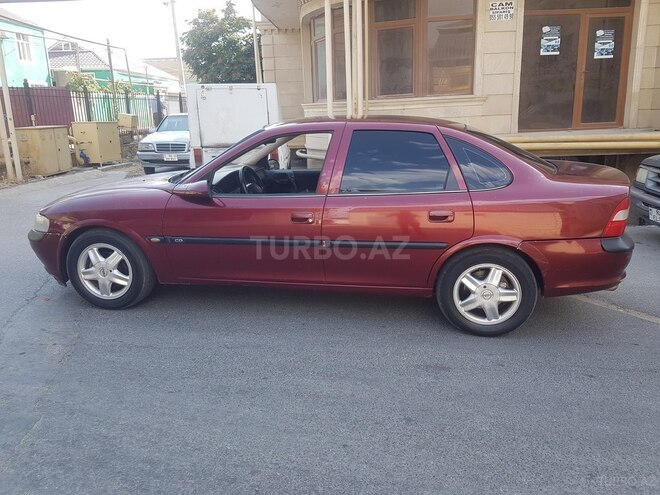 Opel Vectra 1998, 228,000 km - 1.8 л - Bakı
