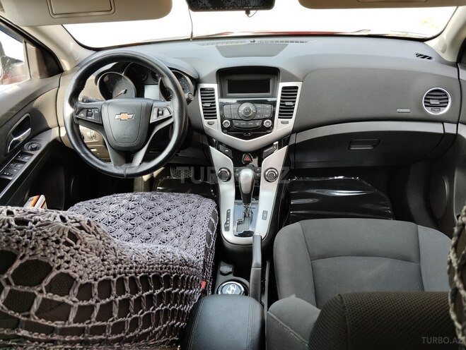 Chevrolet Cruze 2015, 201,000 km - 1.4 л - Şirvan