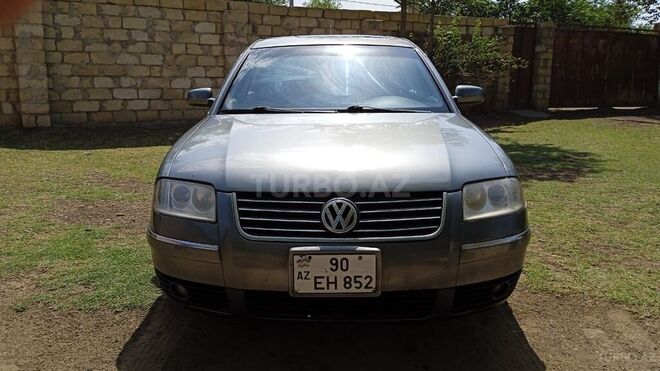 Volkswagen Passat 2001, 229,500 km - 1.8 l - Sabirabad