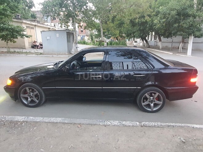 Mercedes C 230 1999, 317,000 km - 2.3 l - Bakı