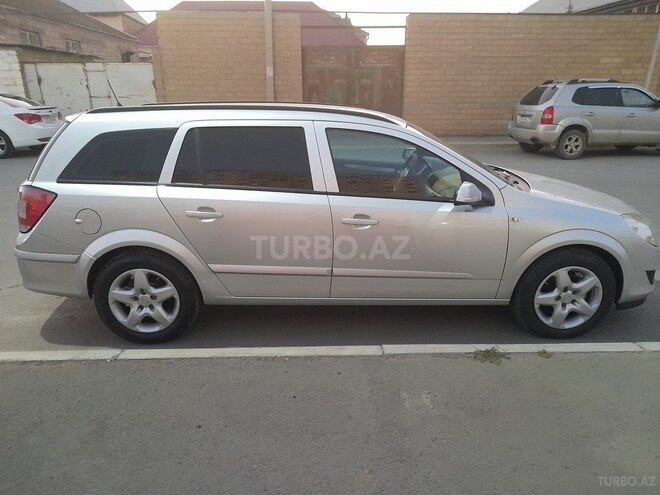 Opel Astra 2007, 220,000 km - 1.7 л - Gəncə