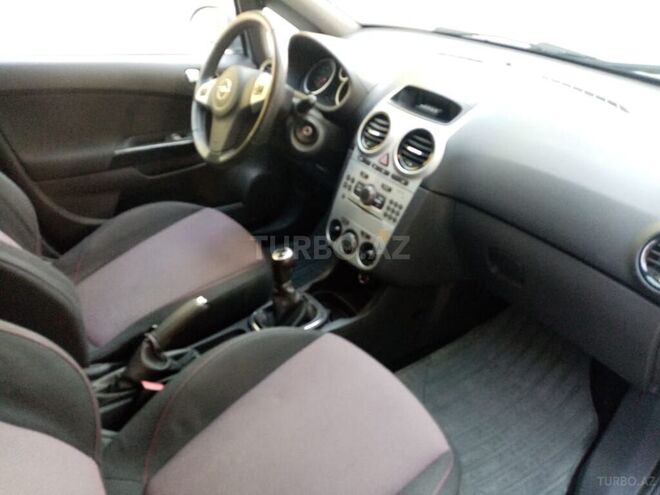 Opel Corsa 2006, 150,000 km - 1.4 l - Bakı