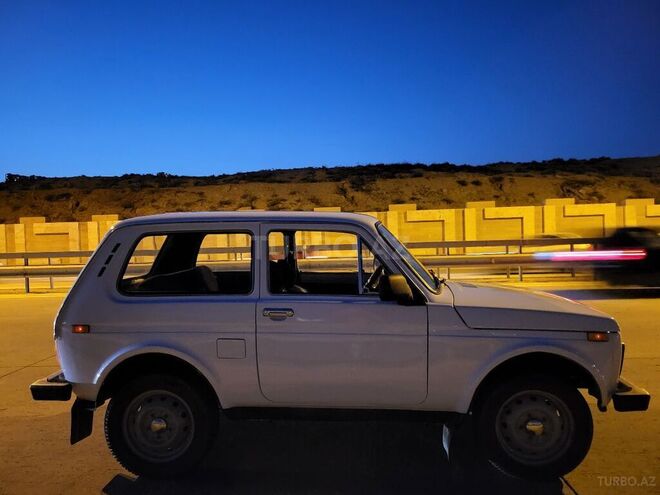 LADA (VAZ) Niva 1983, 390,000 km - 1.6 л - Bakı