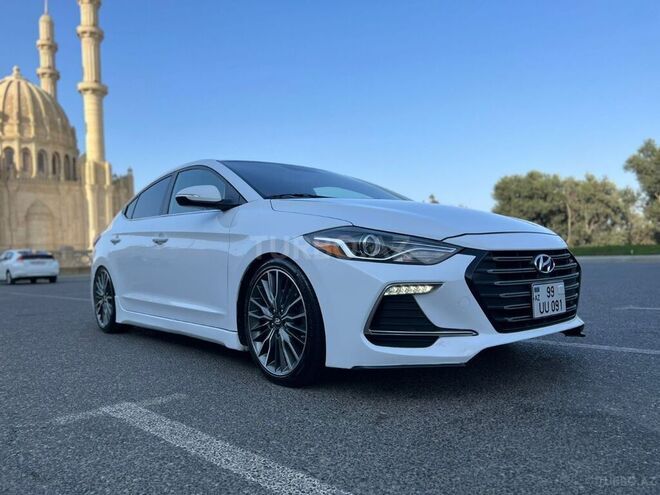 Hyundai Elantra 2016, 133,576 km - 1.6 л - Bakı