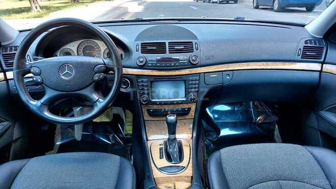 Mercedes E 220 2007, 196,000 km - 2.2 l - Bakı