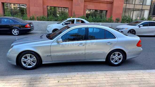 Mercedes E 220 2007, 196,000 km - 2.2 l - Bakı