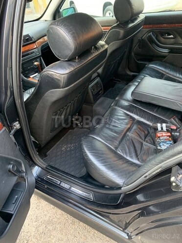 BMW 525 1998, 225,000 km - 2.5 l - Bakı