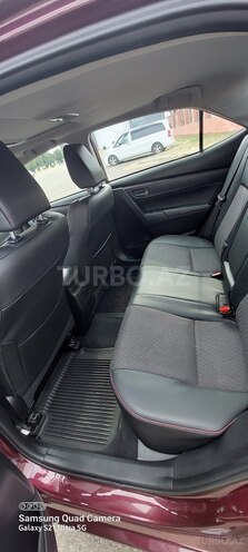 Toyota Corolla 2017, 80,000 km - 1.8 l - Bakı
