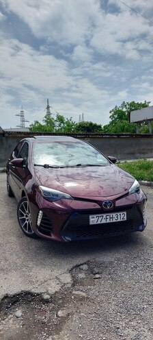 Toyota Corolla 2017, 80,000 km - 1.8 l - Bakı