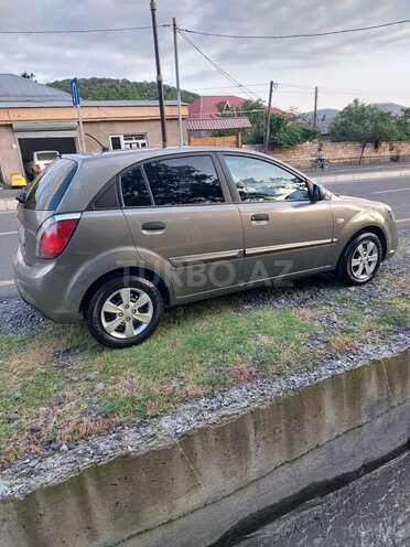 Kia Rio 2009, 144,000 km - 1.4 l - Qax