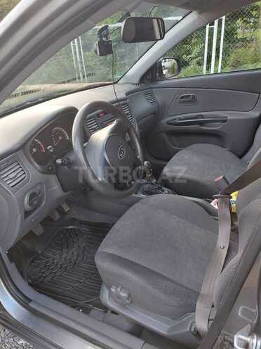Kia Rio 2009, 144,000 km - 1.4 l - Qax