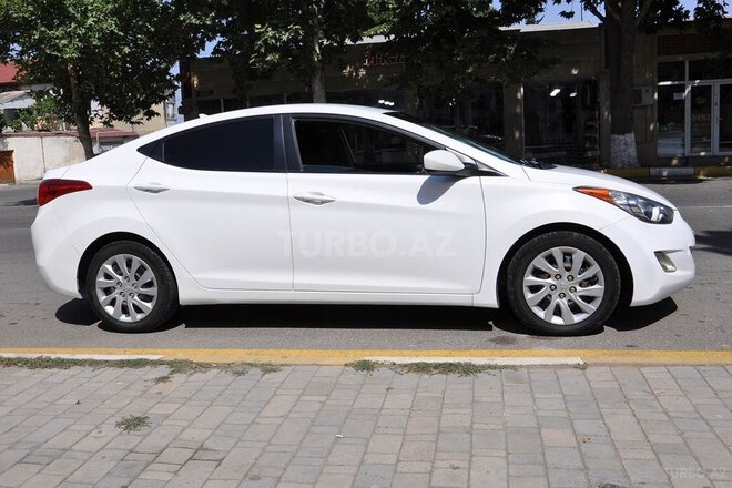 Hyundai Elantra 2012, 114,300 km - 1.8 l - Ağstafa