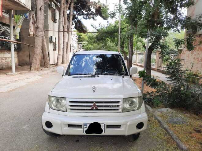 Mitsubishi Pajero io 1999, 307,000 km - 1.8 l - Bakı
