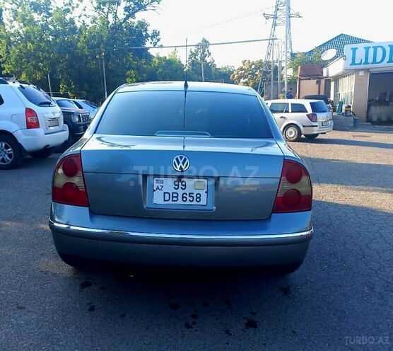 Volkswagen Passat 2001, 214,975 km - 1.8 л - Quba