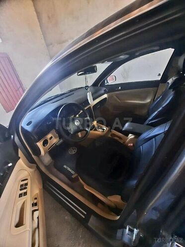 Volkswagen Passat 2001, 214,975 km - 1.8 л - Quba