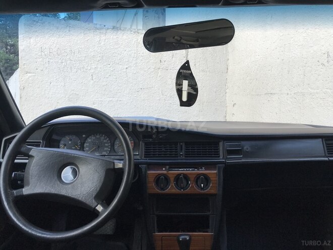 Mercedes 190 1992, 41,225 km - 2.0 л - Bakı