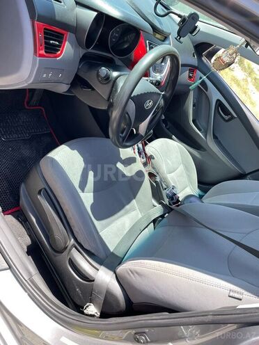 Hyundai Elantra 2013, 263,932 km - 1.8 l - Bakı