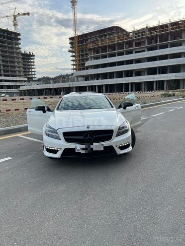 Mercedes CLS 63 AMG 2012, 108,000 km - 5.5 l - Bakı