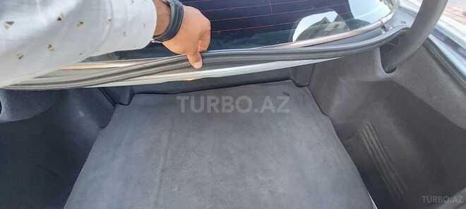 Mercedes E 270 2000, 300,582 km - 2.7 л - Bakı