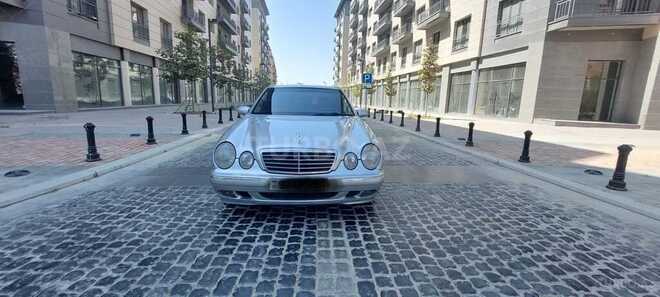 Mercedes E 270 2000, 300,582 km - 2.7 л - Bakı