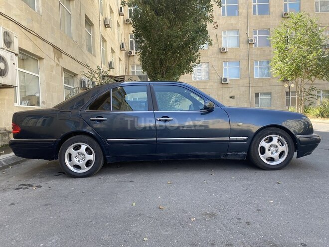 Mercedes E 280 1996, 205,800 km - 2.8 l - Bakı