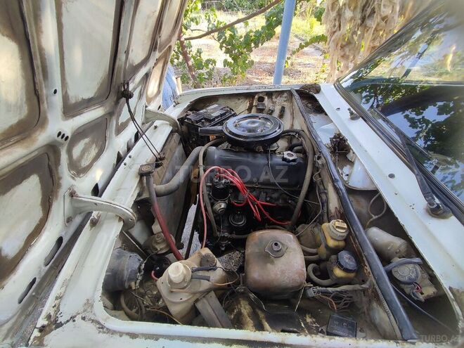 LADA (VAZ) 2106 1983, 300,000 km - 1.6 l - Neftçala