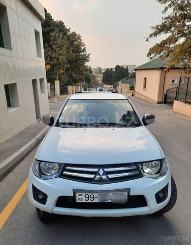 Mitsubishi L200 2012, 183,000 km - 2.5 l - Bakı