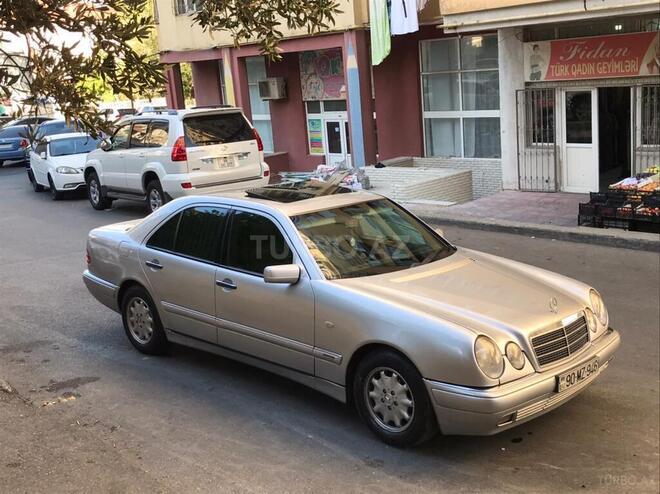 Mercedes E 230 1997, 300,000 km - 2.3 l - Bakı
