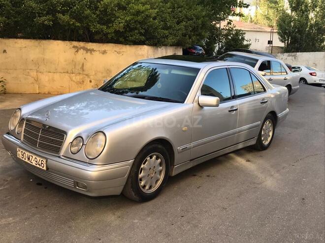 Mercedes E 230 1997, 300,000 km - 2.3 l - Bakı